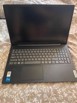 Lenovo V15 G4 IRU Business Black - 3