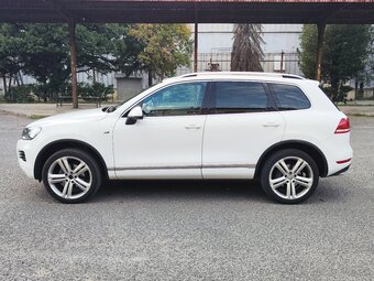 Volkswagen Touareg 3.0 TDI R-Line - 3