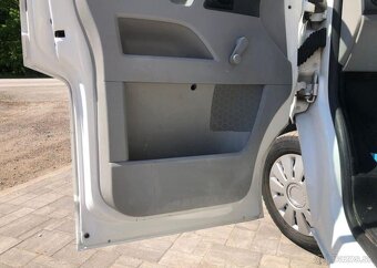 Volkswagen Transporter 2.0 TDi Valník, 6míst nafta manuál - 3