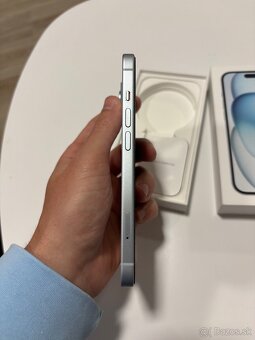 iPhone 15 128GB (modrá) - 3