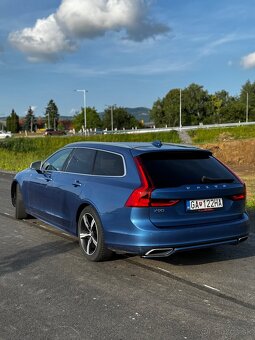 Volvo v 90 - 3