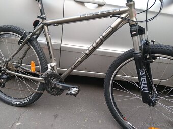 horský bicykel PELLS,odpružená vidla,26"kolesá, AkoNový - 3