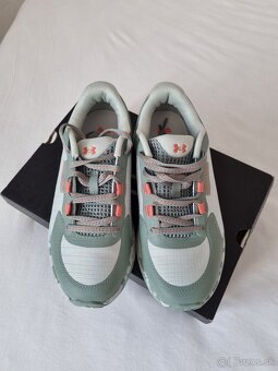 Under Armour - 3
