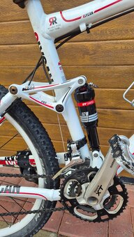 Celoodpružený horský bicykel značky KTM - 3