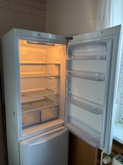 Chladnicka s mraznickou Indesit - 3