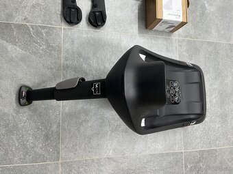 CYBEX Aton B2 i-Size + Base One - 3