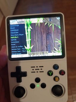 Prenosná retro herná konzola Anbernic RG35XXSP – NOVÁ - 3