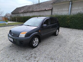 Ford Fusion - 3