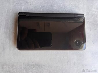 Nintendo DSi XL - 3