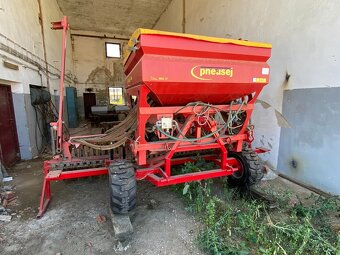 Sejačka PNEUSEJ MKC 400 (4m) - 3