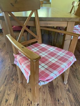 Masívny drevený stôl + 6 x stolička IKEA - 3