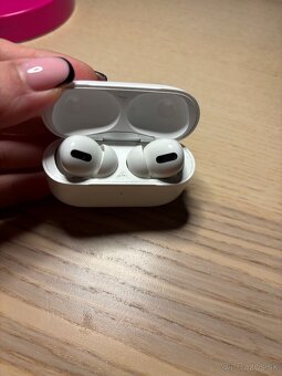 Air pods 2 - 3