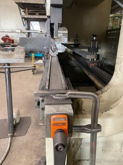 Ohraňovací lis DURMA E-30160 (9001) - 3