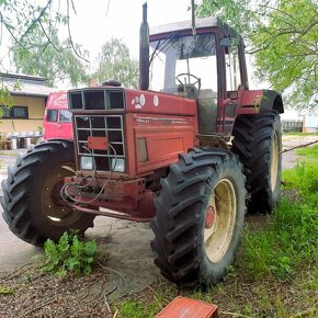 Predám traktor International 1255 XL - 3