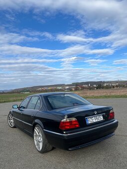 Bmw E38 730i - 3