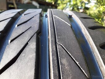 235/45 r17 letne pneumatiky - 3