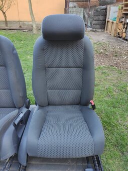 VW TOURAN Sedačky - 3