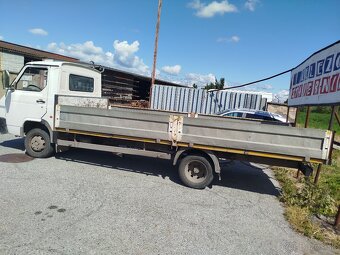 Nissan Trade - 3