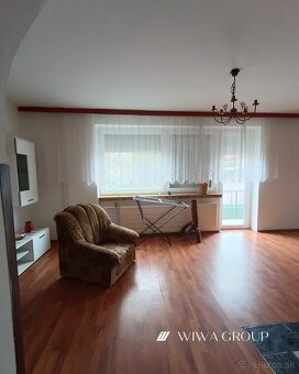 Na predaj poschodový rodinný dom - Komárno - 3