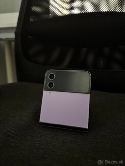 Samsung Galaxy Z Flip 4 128GB - 3