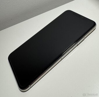 iPhone 11 Pro Max 512 GB - 3