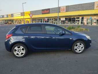Opel Astra J 1.7 81kw - 3