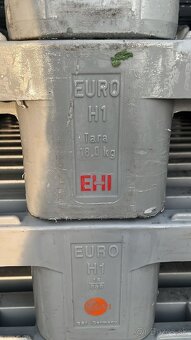 Plastove palety Euro H1 - 3