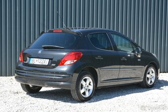 Peugeot 207 1.4 VTi, Quicksilver edition, SR voz, TOP STAV - 3