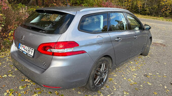 Peugeot 308 SW 1.2 e-THP 130k Combi 96kw Manuál - 3
