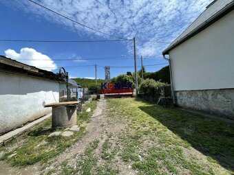 Rodinný dom v obci Trhovište. - 3