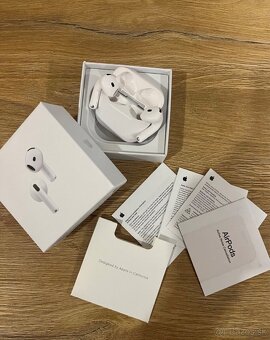 Apple AirPods 4 - 3