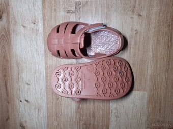 Detské gumové sandále - Igor č. 20 - 3