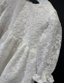 Predám šatočky + vecičky na krst veľ.62 - 3