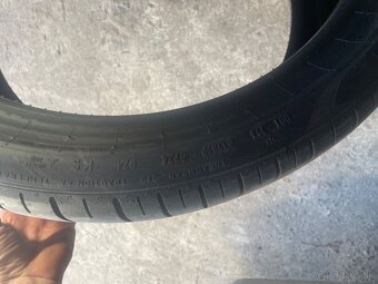 Pirelli pzero 255/35 r19 - 3