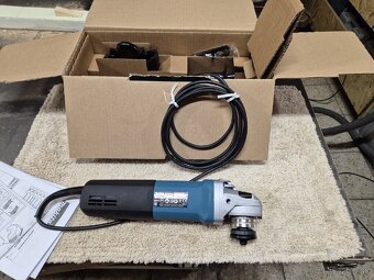 Predam uhlovu brusku Makita 9565CR, 1400W - NOVA - 3