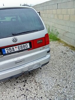 Sharan 1896/85kw rok výroby 8/2003 - 3