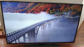 Televízor LG 42LB650V - 3