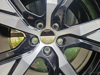 Atraktívna, originálna zimná sada VOLVO - 5x108 r19 /5ks/ - 3