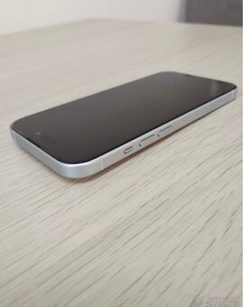 Apple iPhone 15, 128GB, blue - 3