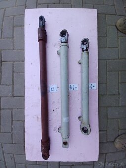 Hydraulicke valce  jedno-dvojcinne - 3