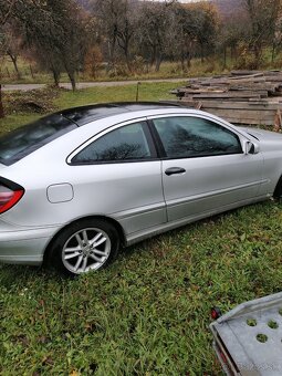 Mercedes c - 3