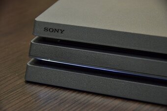 Ps4 PRO 1TB Black s krabicou - 3