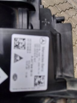 Predam na MB model B Typ W247 predne Full Led svetlomety - 3