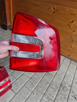Zadné svetlá octavia 2 - 3