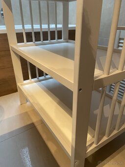 Prebaľovací stôl Ikea + podložka - 3