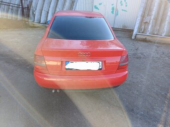 Rozpredám Audi A4 B5 sedan 1.9tdi - 3
