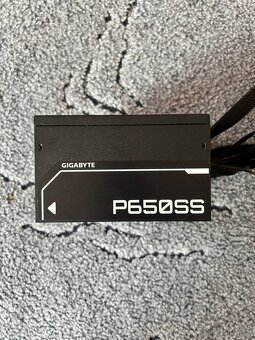 Zdroj Gigabyte P650SS 650W - 3