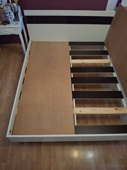 Predám manželskú posteľ + rošty o rozmere 160 x 200 cm...pos - 3