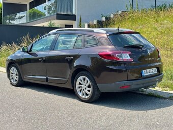 Renault Megane kombi 1.5 diesel manuál - 3