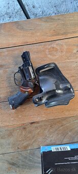 Revolver Taurus 38 special 2" - 3
